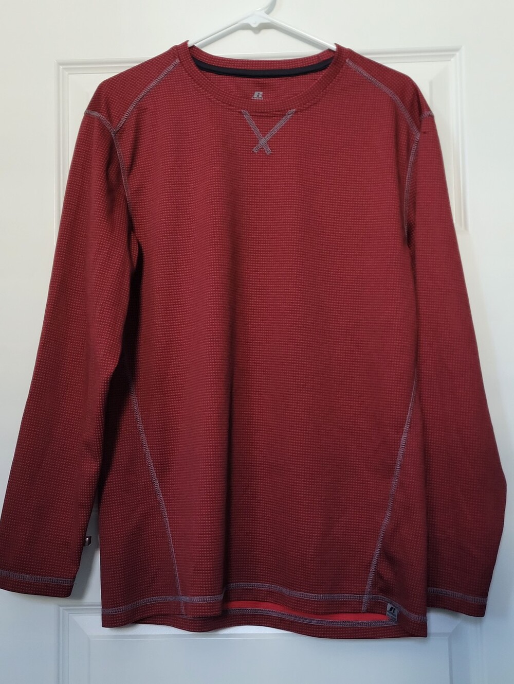 Russell Athletic Men’s Large Performance Shirt Red Raglan Contrast Stitch